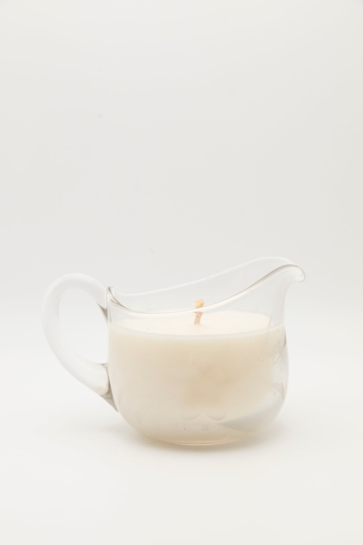 small creamer vessel