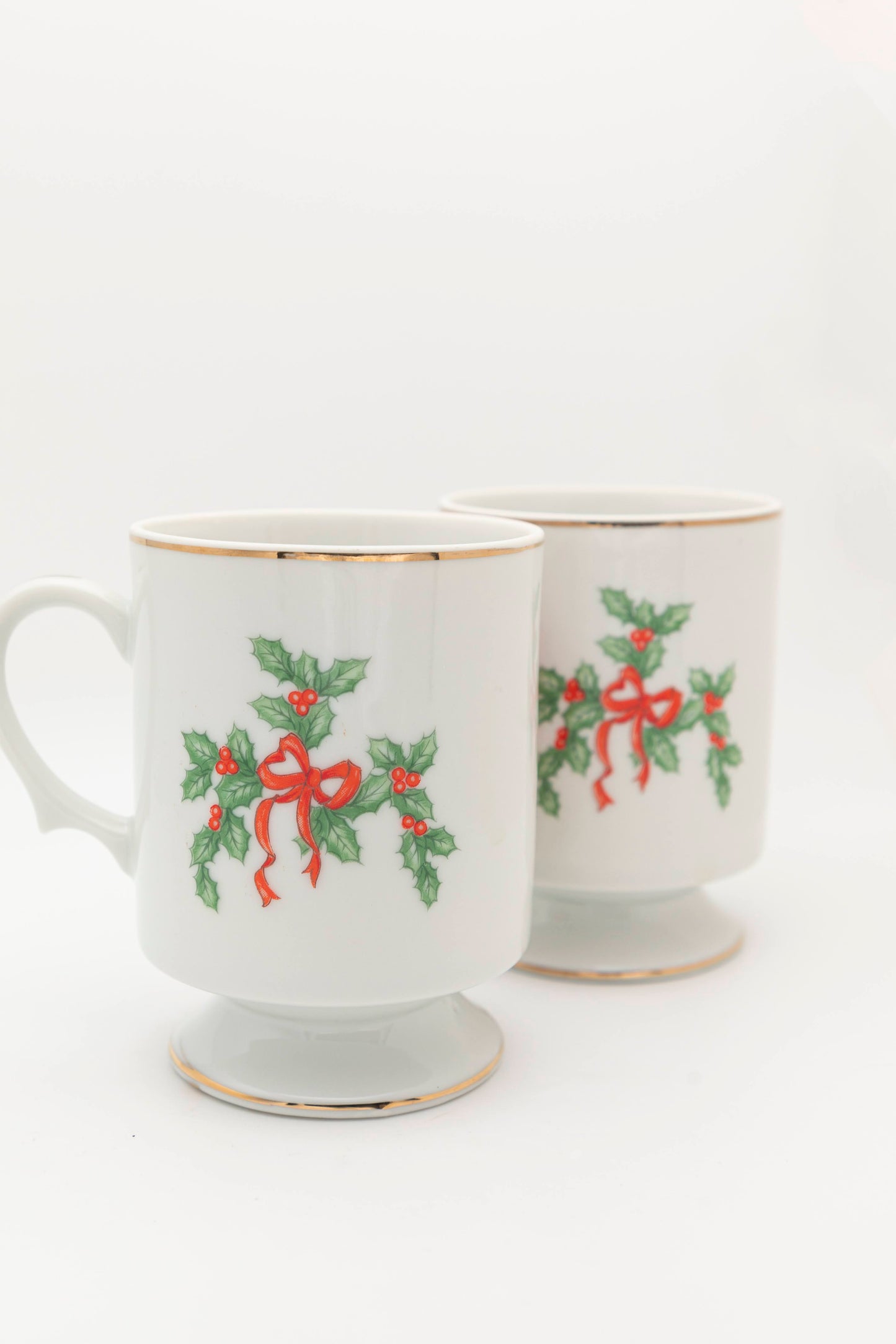 mr and mrs clause and mistletoe mug