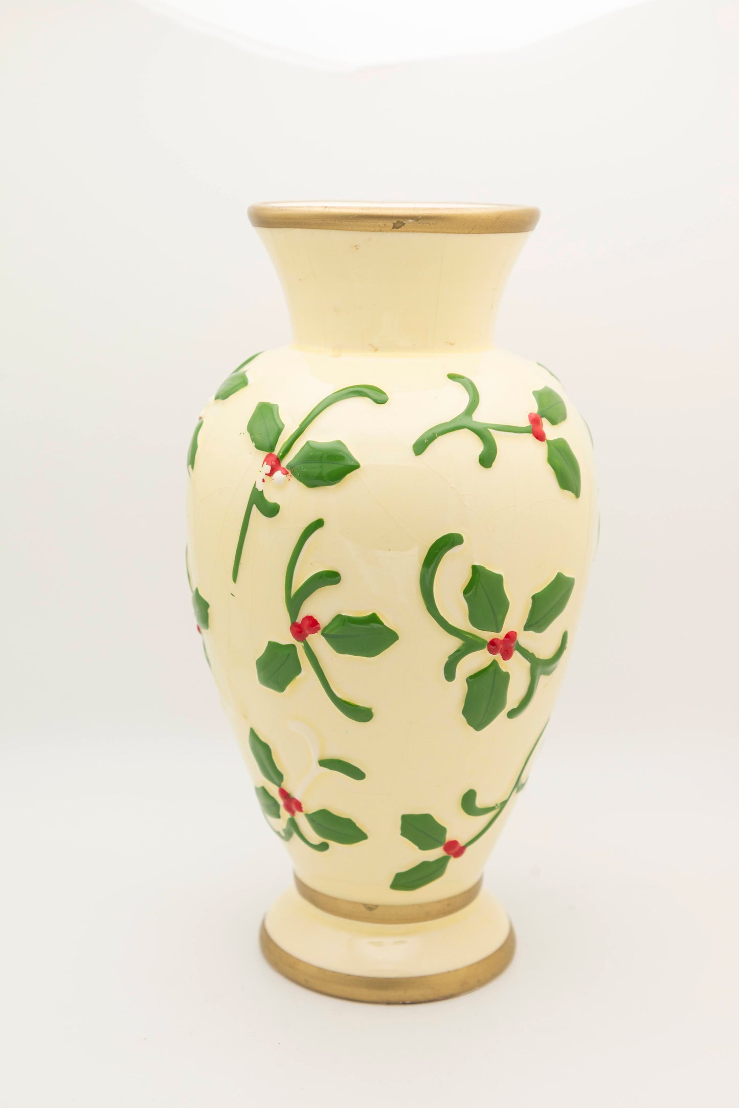 mistletoe urn